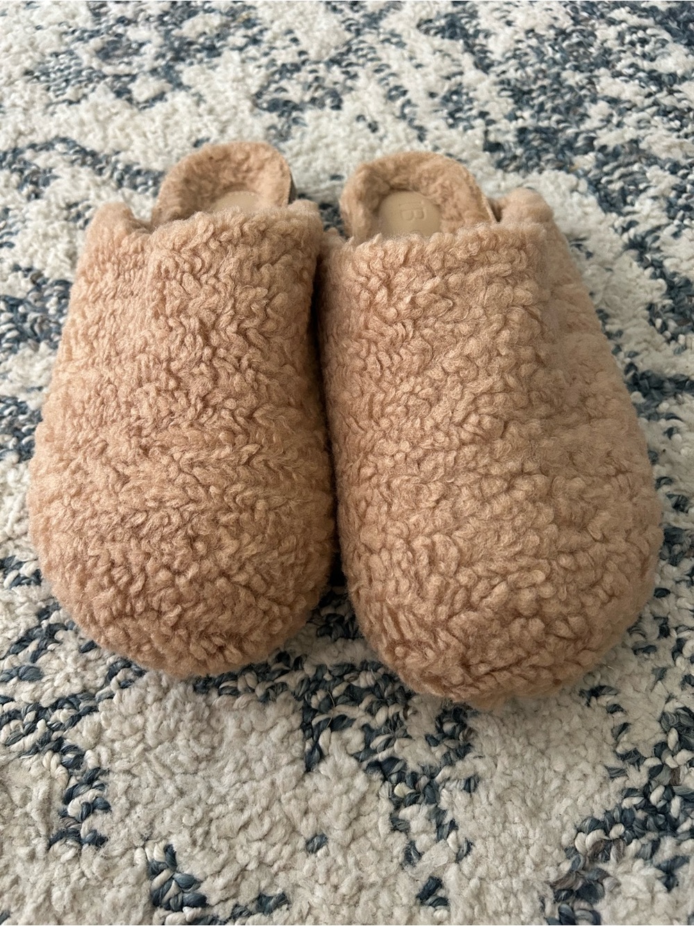 Intentionally blank Slippers